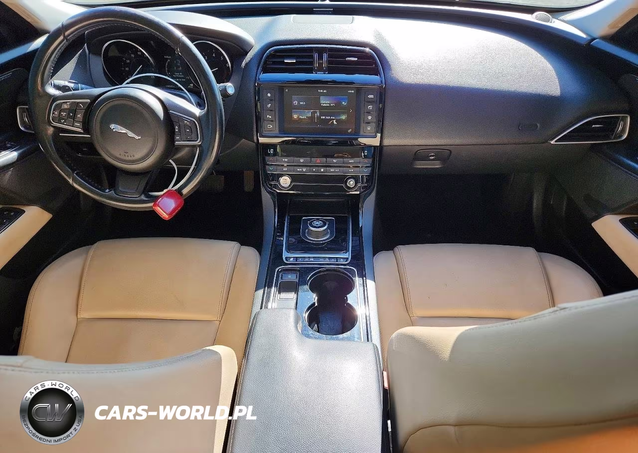 2017 Jaguar Xe VIN:SAJAJ4BV1HCP10246 - 8