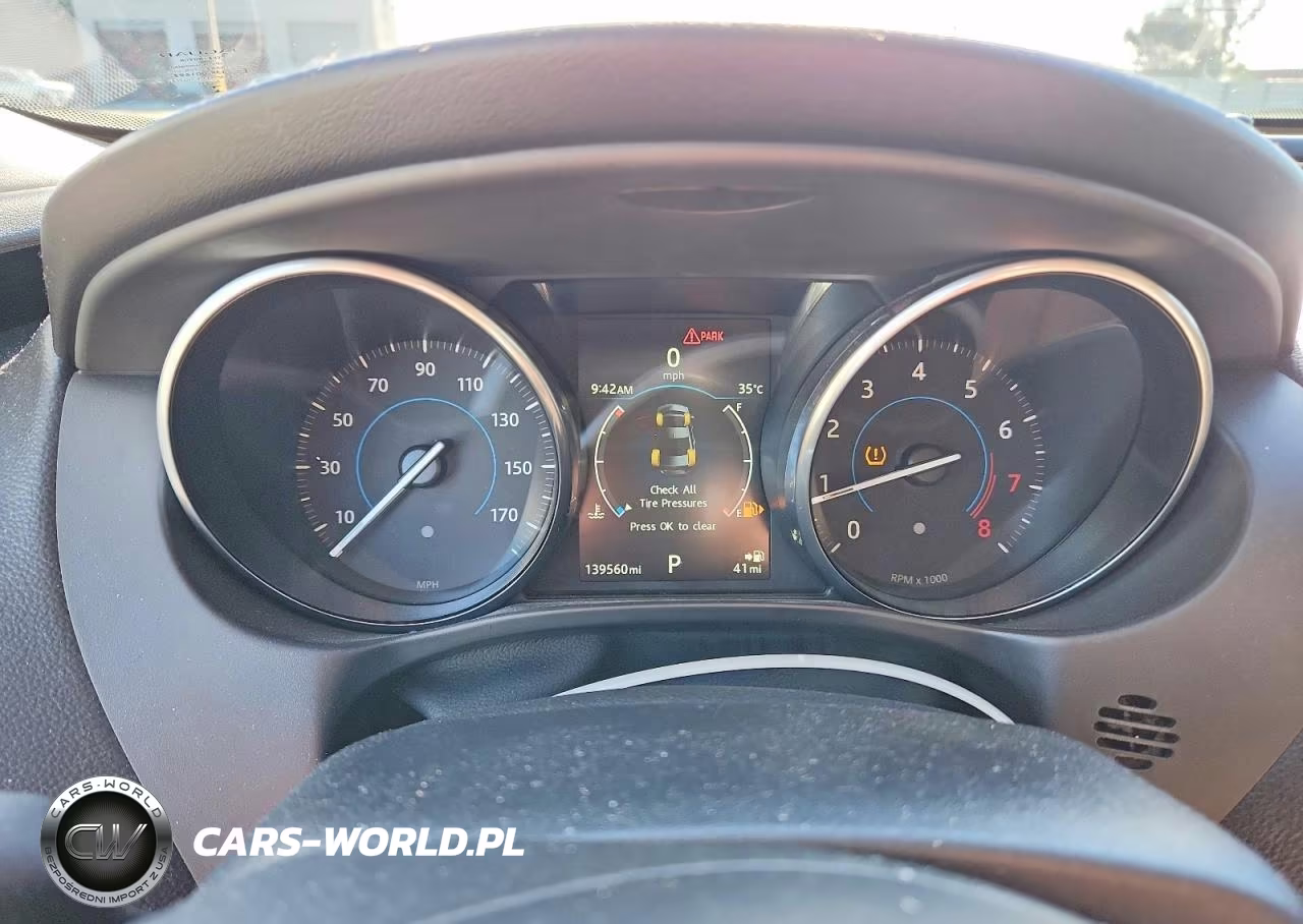 2017 Jaguar Xe VIN:SAJAJ4BV1HCP10246 - 9