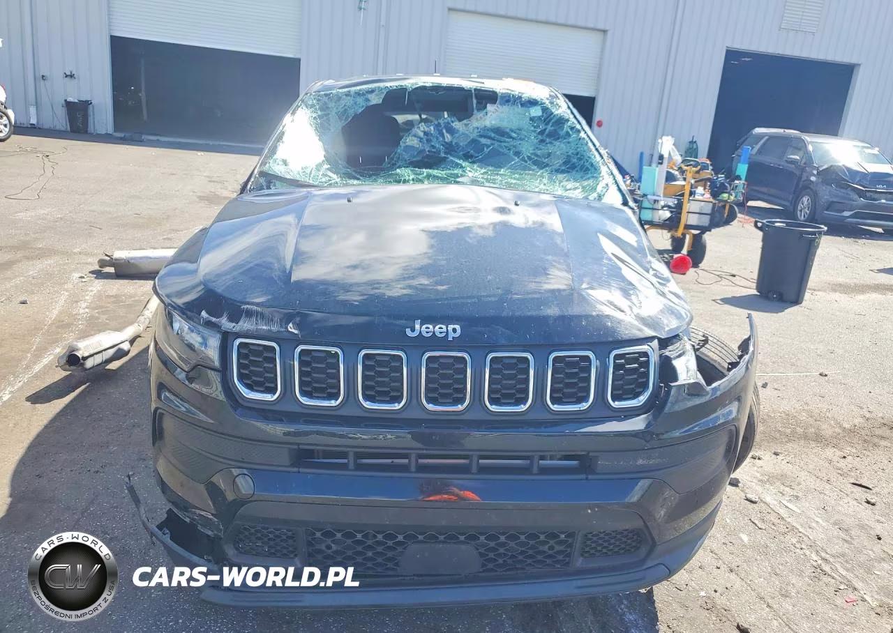 2024 Jeep Compass Sport VIN:3C4NJDANXRT103494 - 5