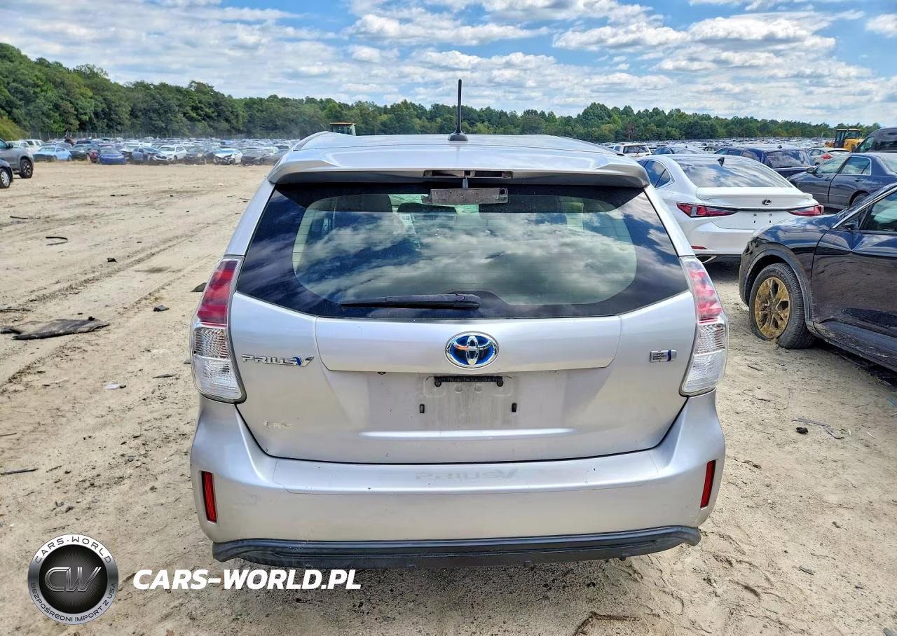 2017 Toyota Prius V Three VIN:JTDZN3EU7HJ061812 - 6