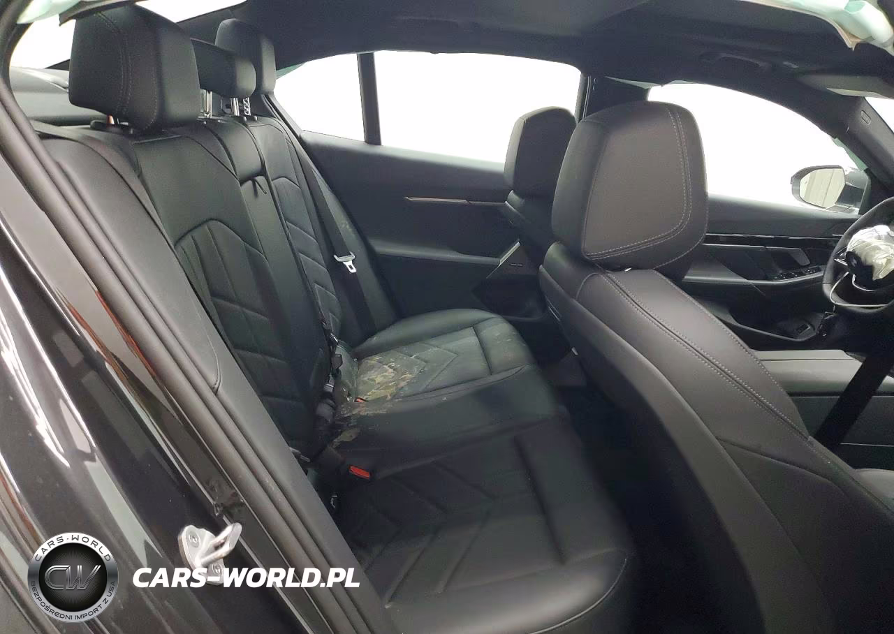 2026 BMW 530 Xi VIN:WBA53FJ02TCX42558 - 10