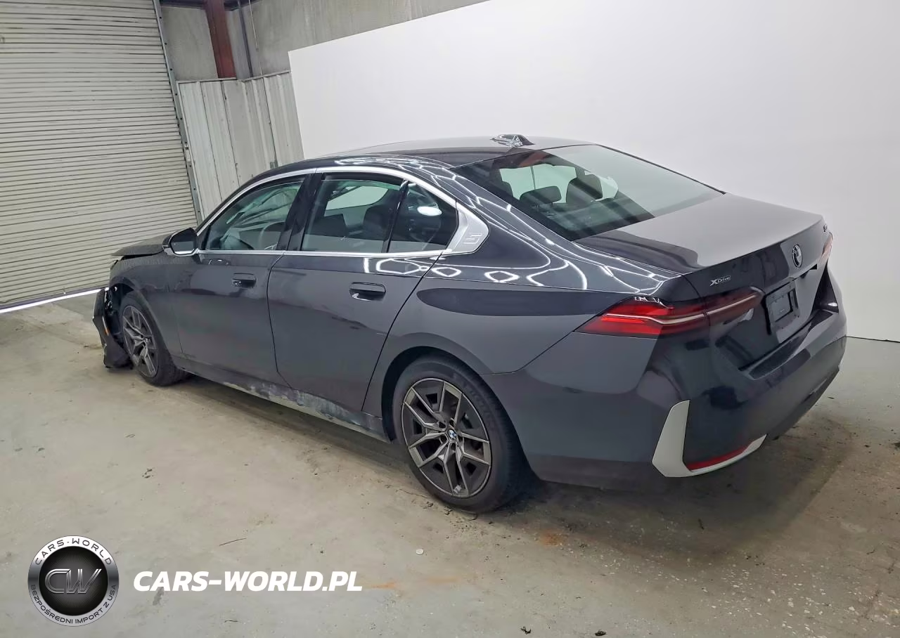 2026 BMW 530 Xi VIN:WBA53FJ02TCX42558 - 2