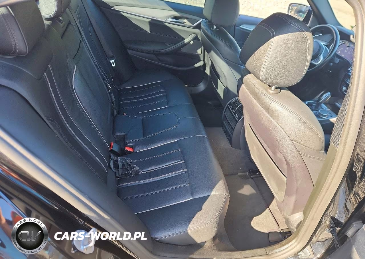 2019 BMW 540 Xi VIN:WBAJE7C53KWW42120 - 10