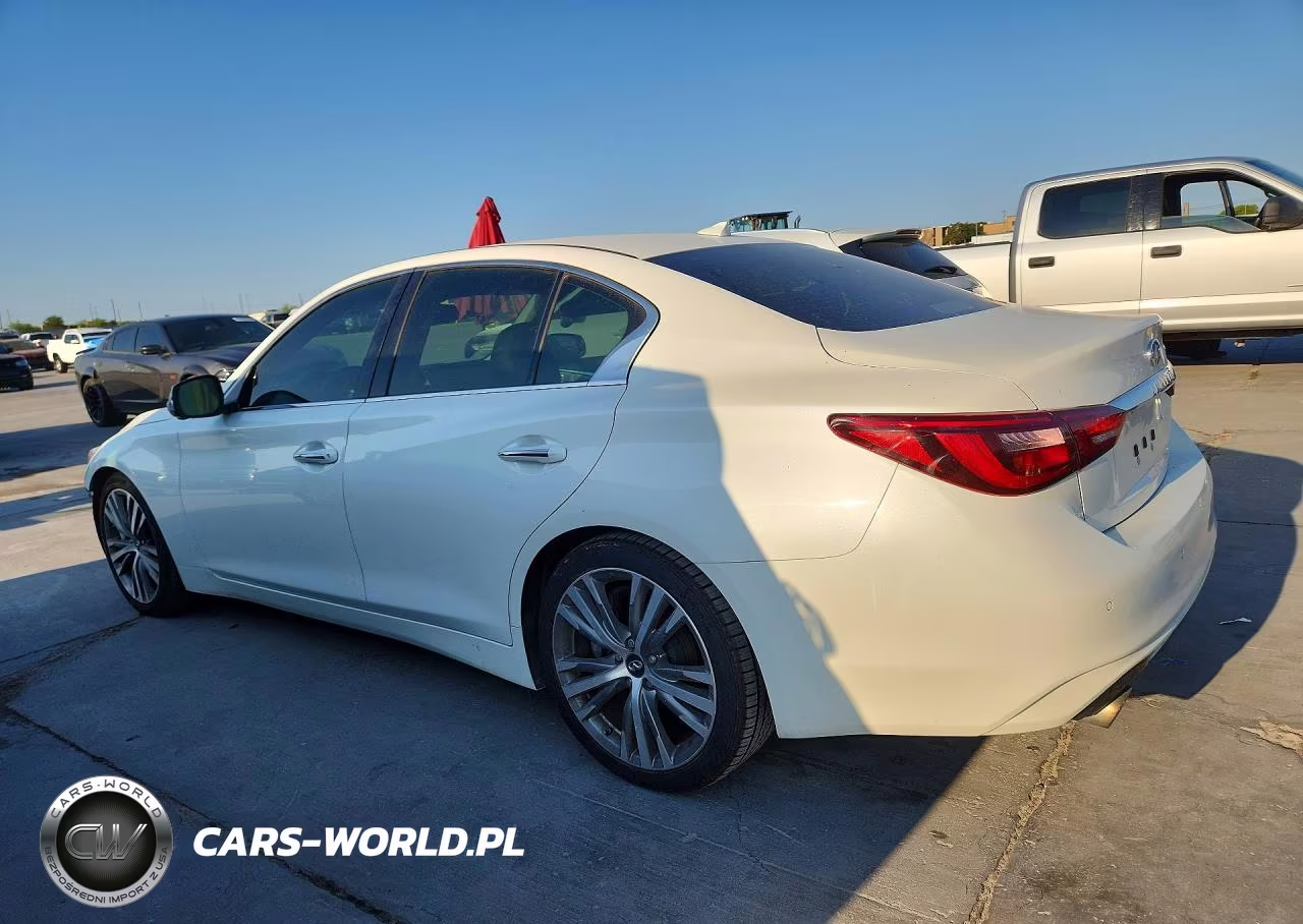 2018 Infiniti Q50 Luxe VIN:JN1EV7AP0JM359440 - 2