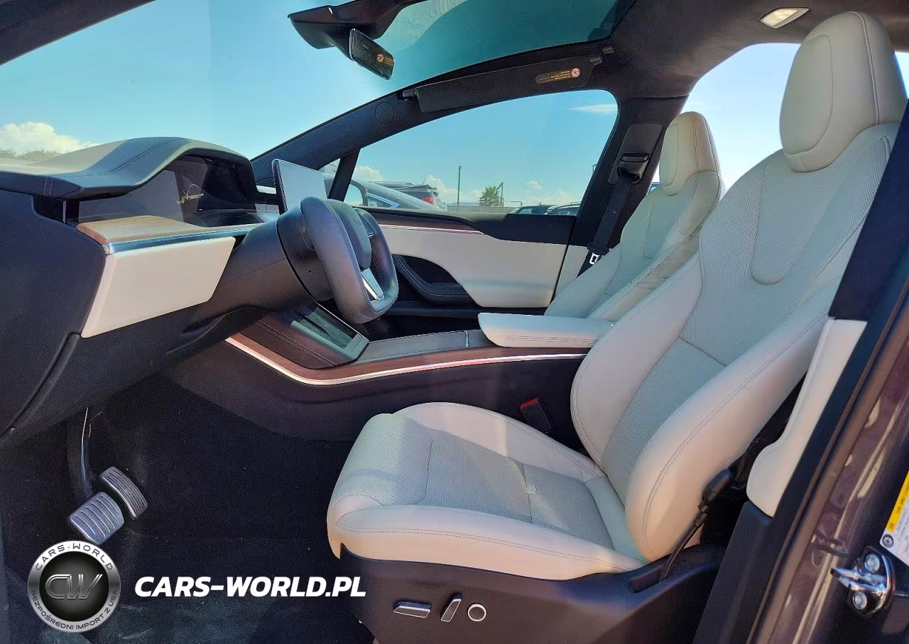 2023 Tesla Model X VIN:7SAXCDE56PF368019 - 7