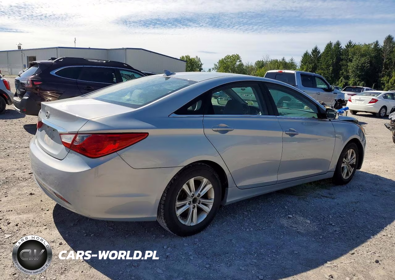 2013 Hyundai Sonata Gls VIN:5NPEB4AC0DH653890 - 3