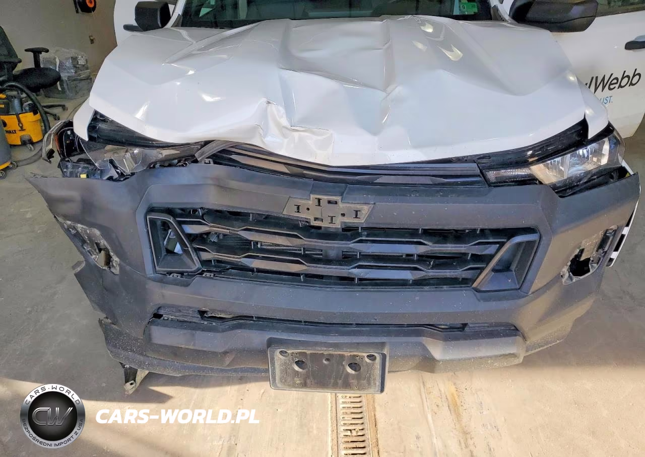 2024 Chevrolet Colorado VIN:1GCGSBEC6R1113174 - 11