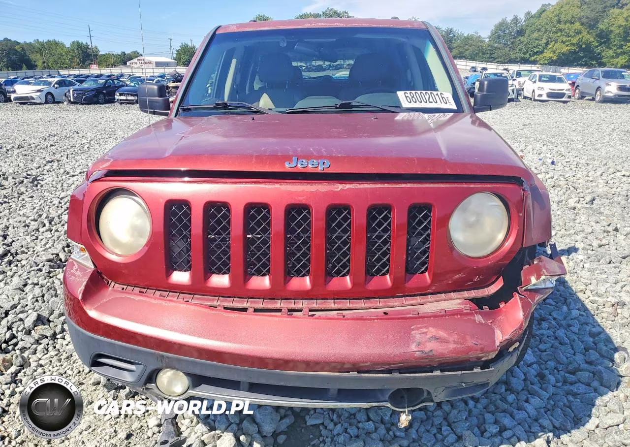 2011 Jeep Patriot Latitude VIN:1J4NT4GB0BD110239 - 5