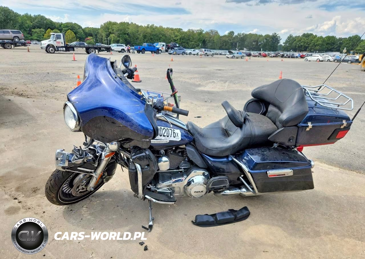 2013 Harley-Davidson Flhtk Electra Glide Ultra Limited VIN:1HD1KEM13DB639626 - 3