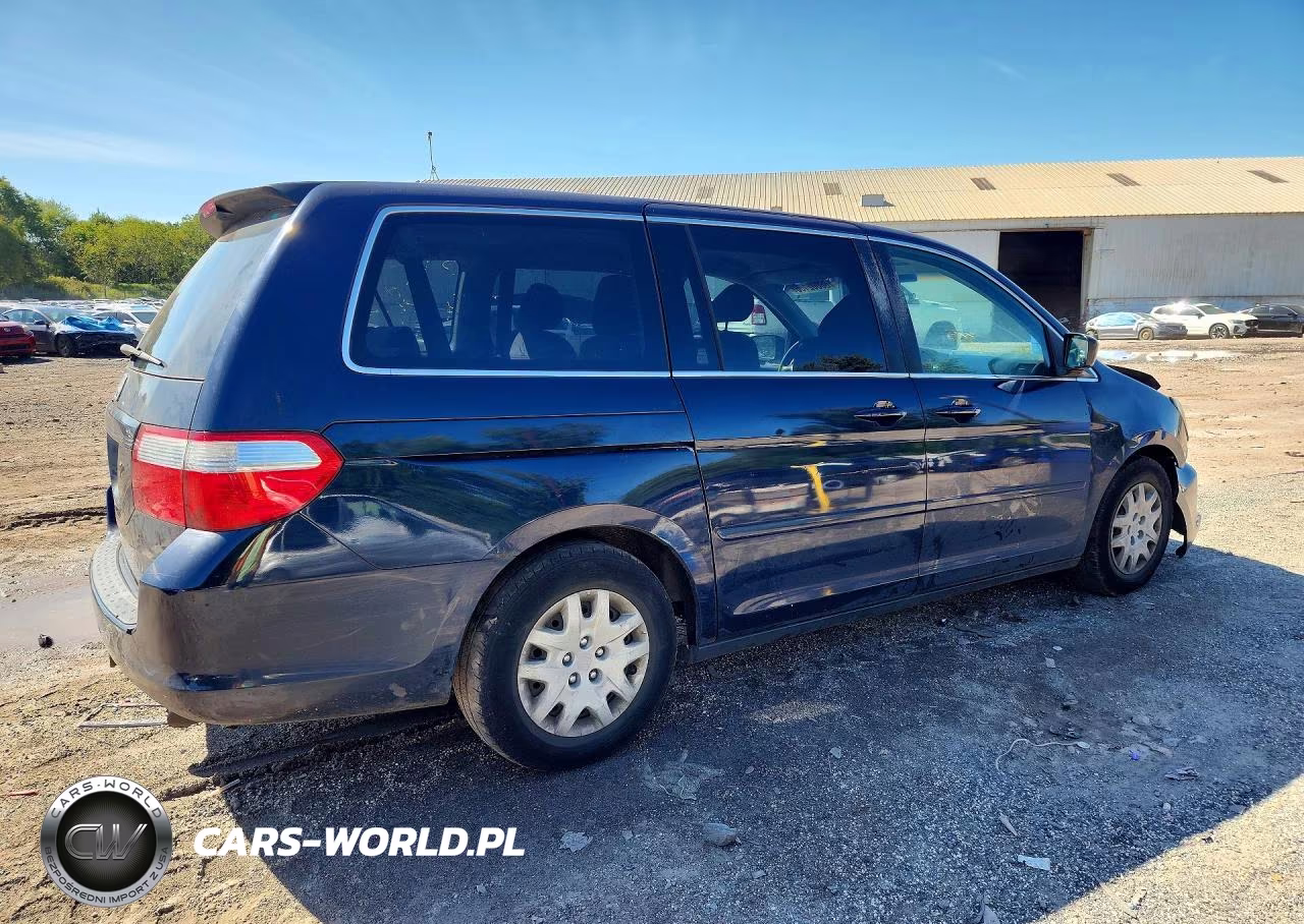 2007 Honda Odyssey Lx VIN:5FNRL38247B128310 - 3