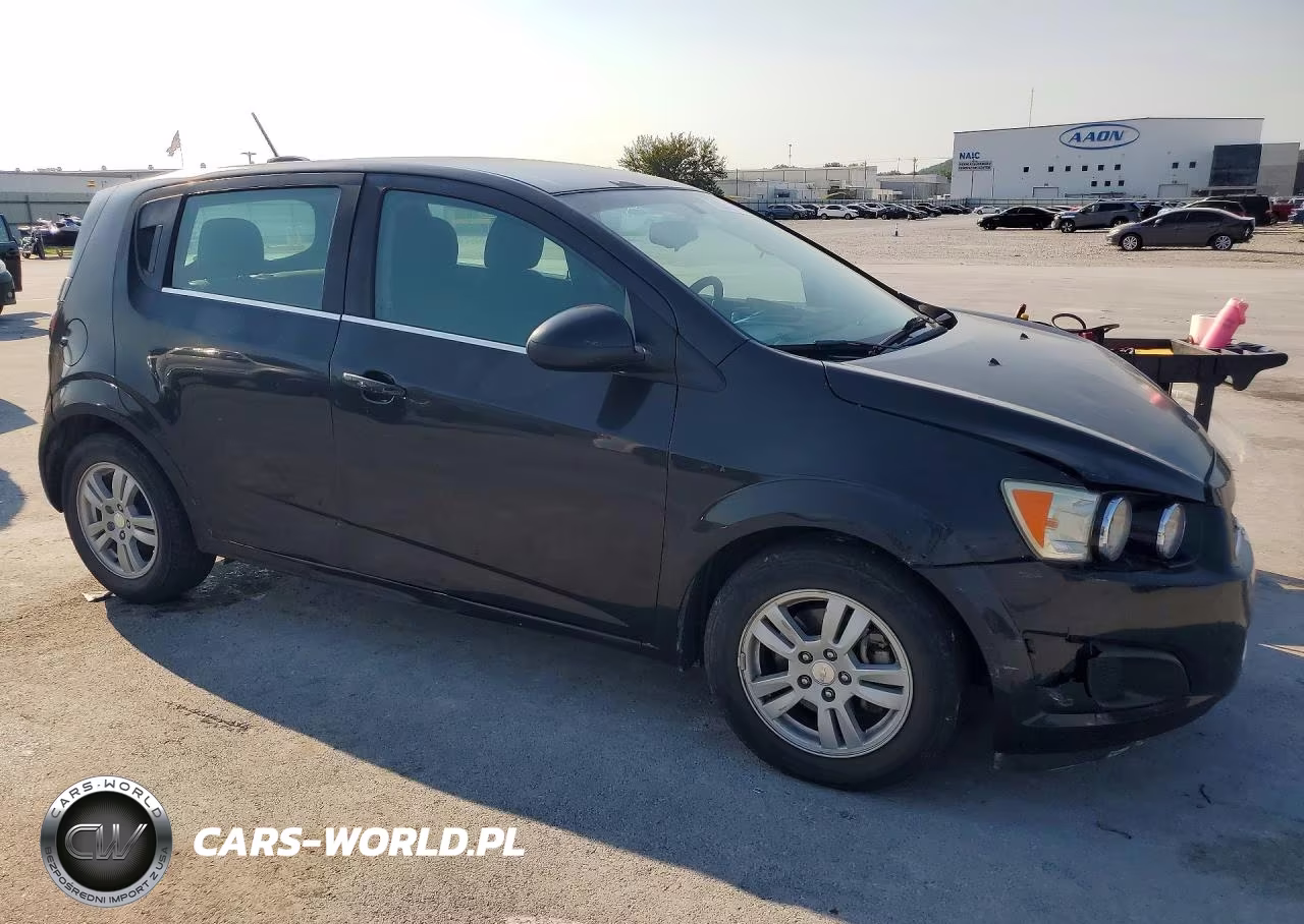 2015 Chevrolet Sonic Lt VIN:1G1JC6SH8F4141300 - 4