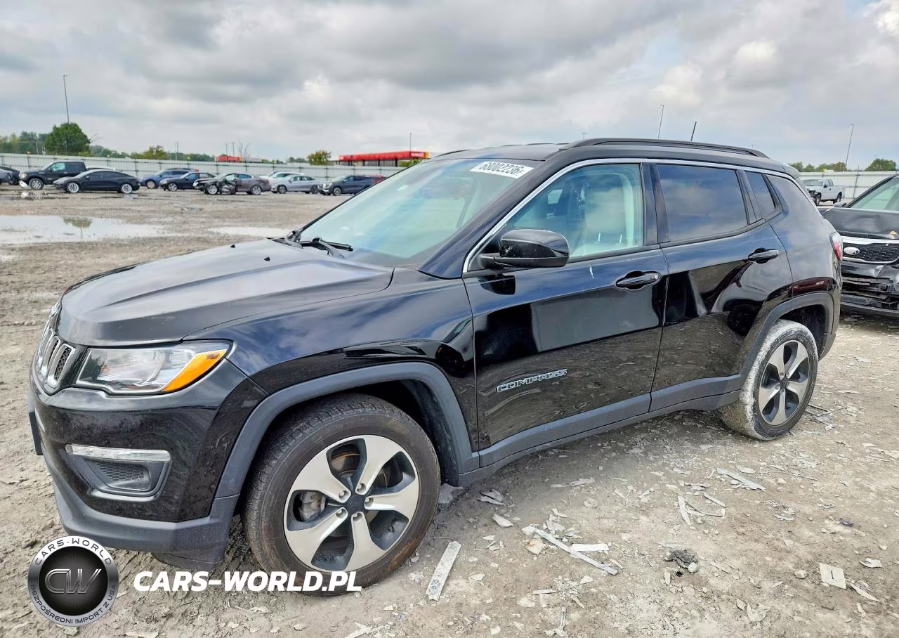 2017 Jeep Compass Latitude VIN:3C4NJCBB2HT669260 - 1