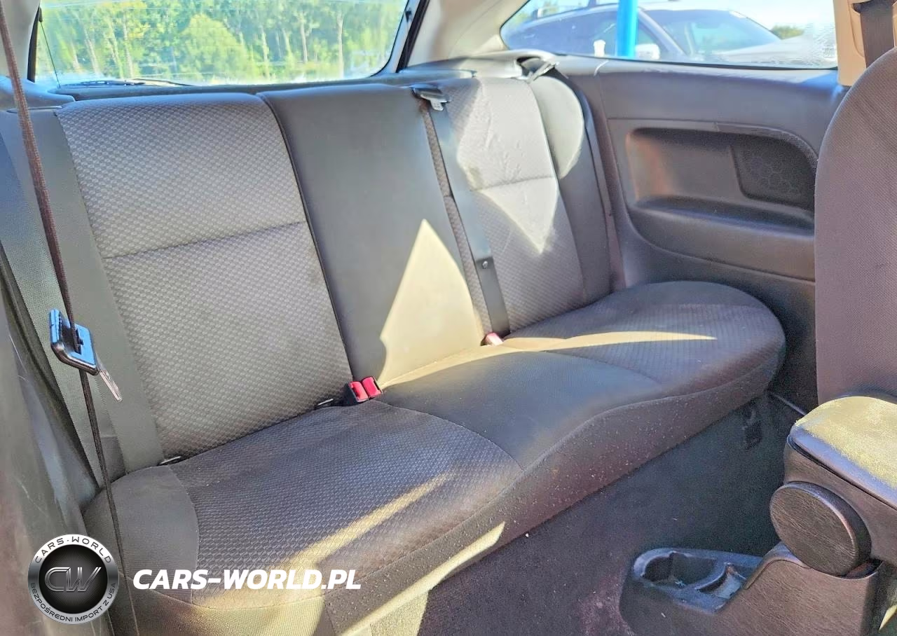 2006 Ford Focus Se VIN:1FAFP31N06W141552 - 10