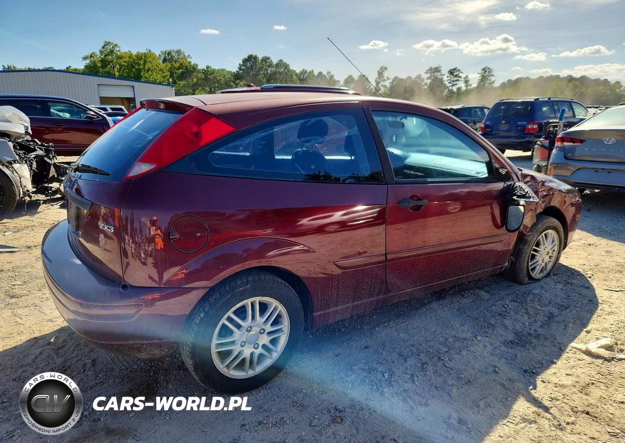 2006 Ford Focus Se VIN:1FAFP31N06W141552 - 3