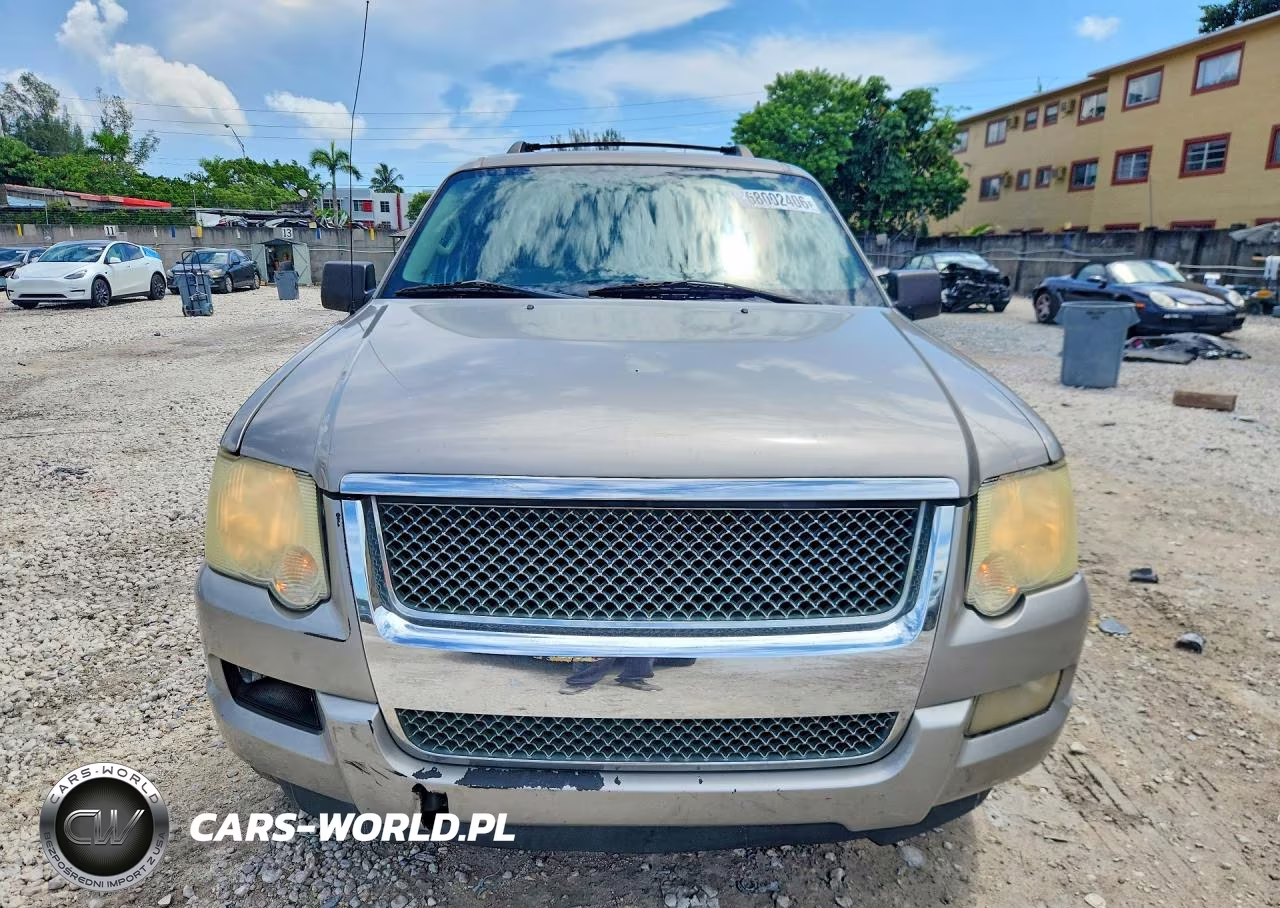 2008 Ford Explorer Xlt VIN:1FMEU73E98UA74530 - 5