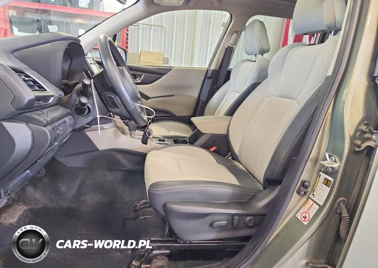 2019 Subaru Forester Premium VIN:JF2SKAGC0KH558090 - 7