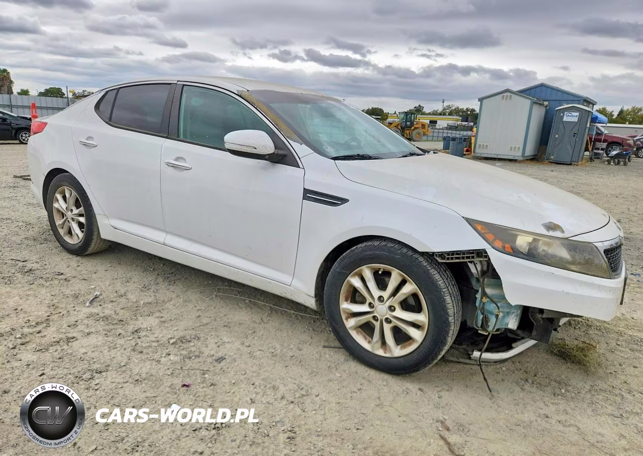 2012 Kia Optima Lx VIN:5XXGM4A72CG051962 - 4