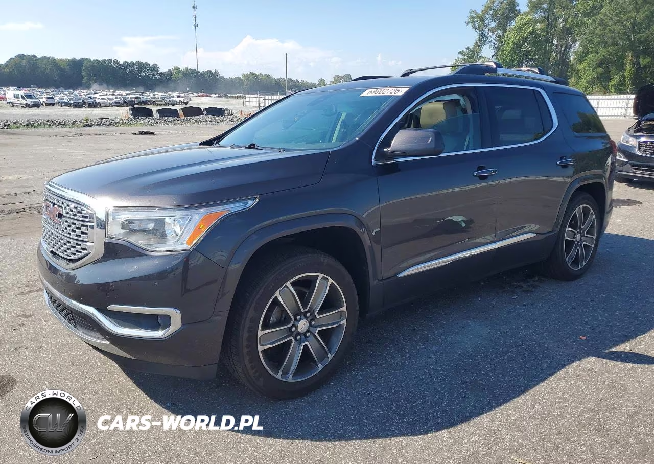 2017 GMC Acadia Denali – zdjęcie 1 z 13