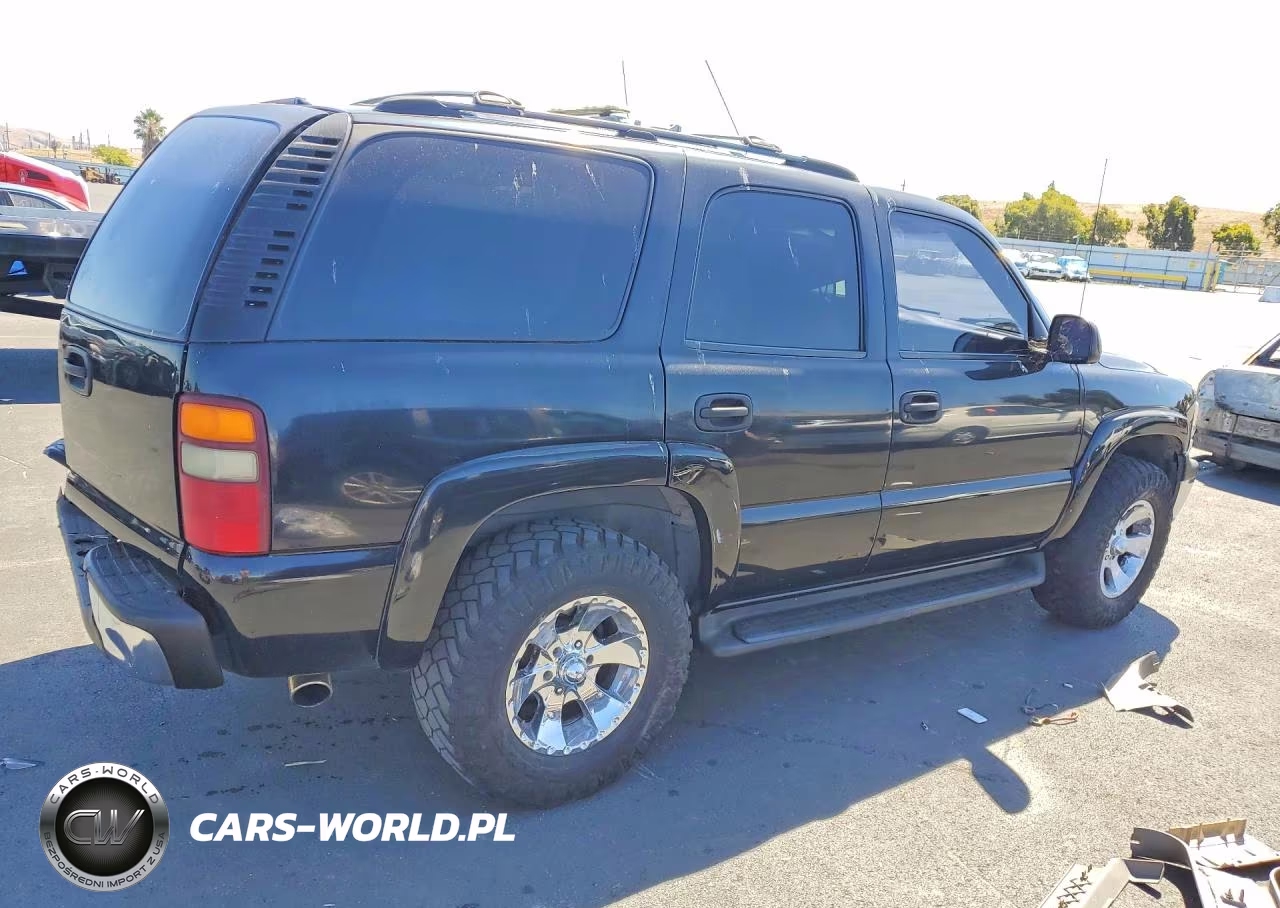 2002 Chevrolet Tahoe K1500 VIN:1GNEK13TX2R199396 - 3