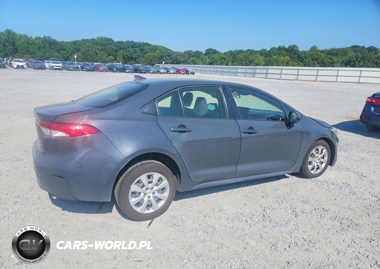 2025 Toyota Corolla Hybrid Le VIN:JTDBCMFE1S3101866 - 3