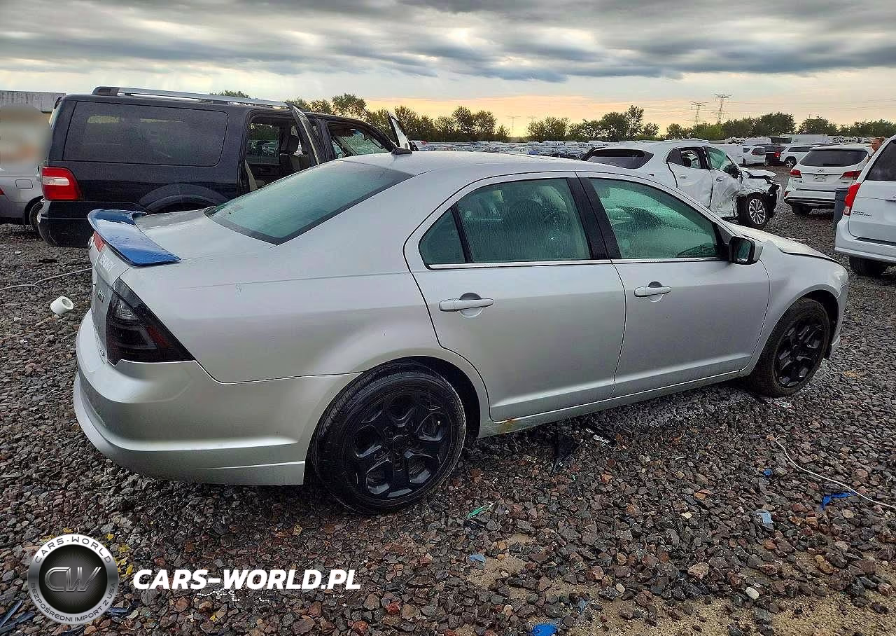 2010 Ford Fusion Se VIN:3FAHP0HG7AR354699 - 3