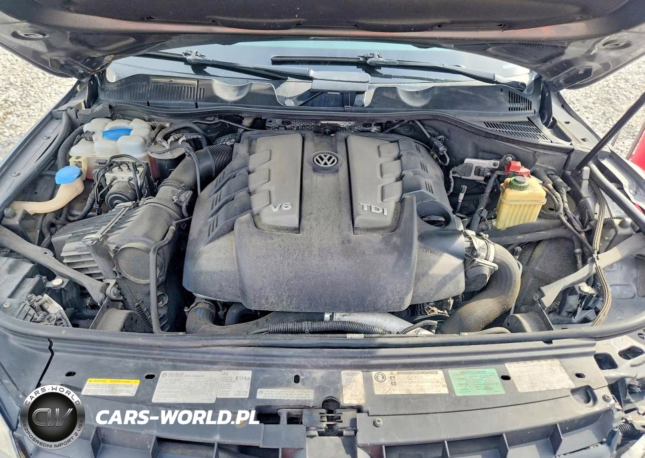 2013 Volkswagen Touareg V6 Tdi VIN:WVGEP9BP3DD002724 - 12