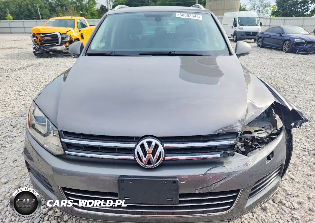 2013 Volkswagen Touareg V6 Tdi VIN:WVGEP9BP3DD002724 - 5