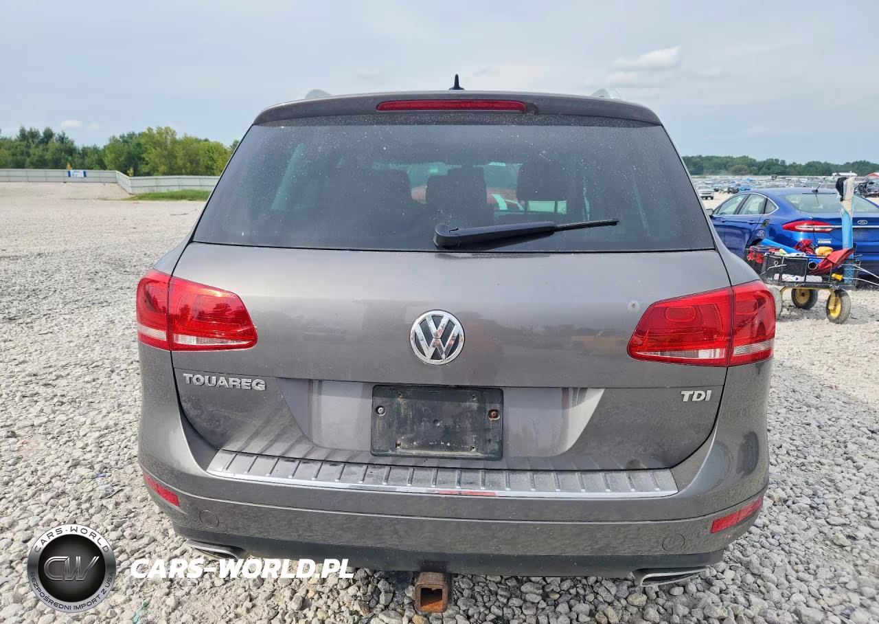 2013 Volkswagen Touareg V6 Tdi VIN:WVGEP9BP3DD002724 - 6