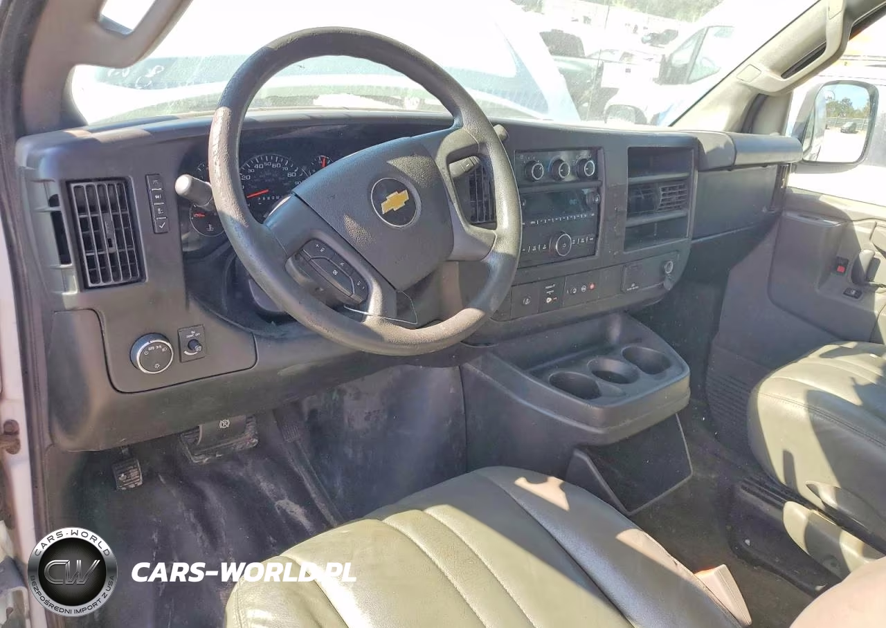 2017 Chevrolet Express G2500 VIN:1GCWGAFF7H1351727 - 8