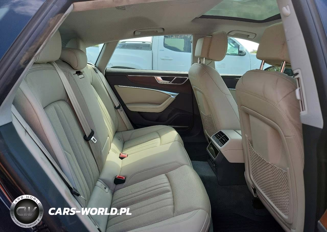 2021 Audi A7 E Premium Plus VIN:WAUTPBF26MN076681 - 10