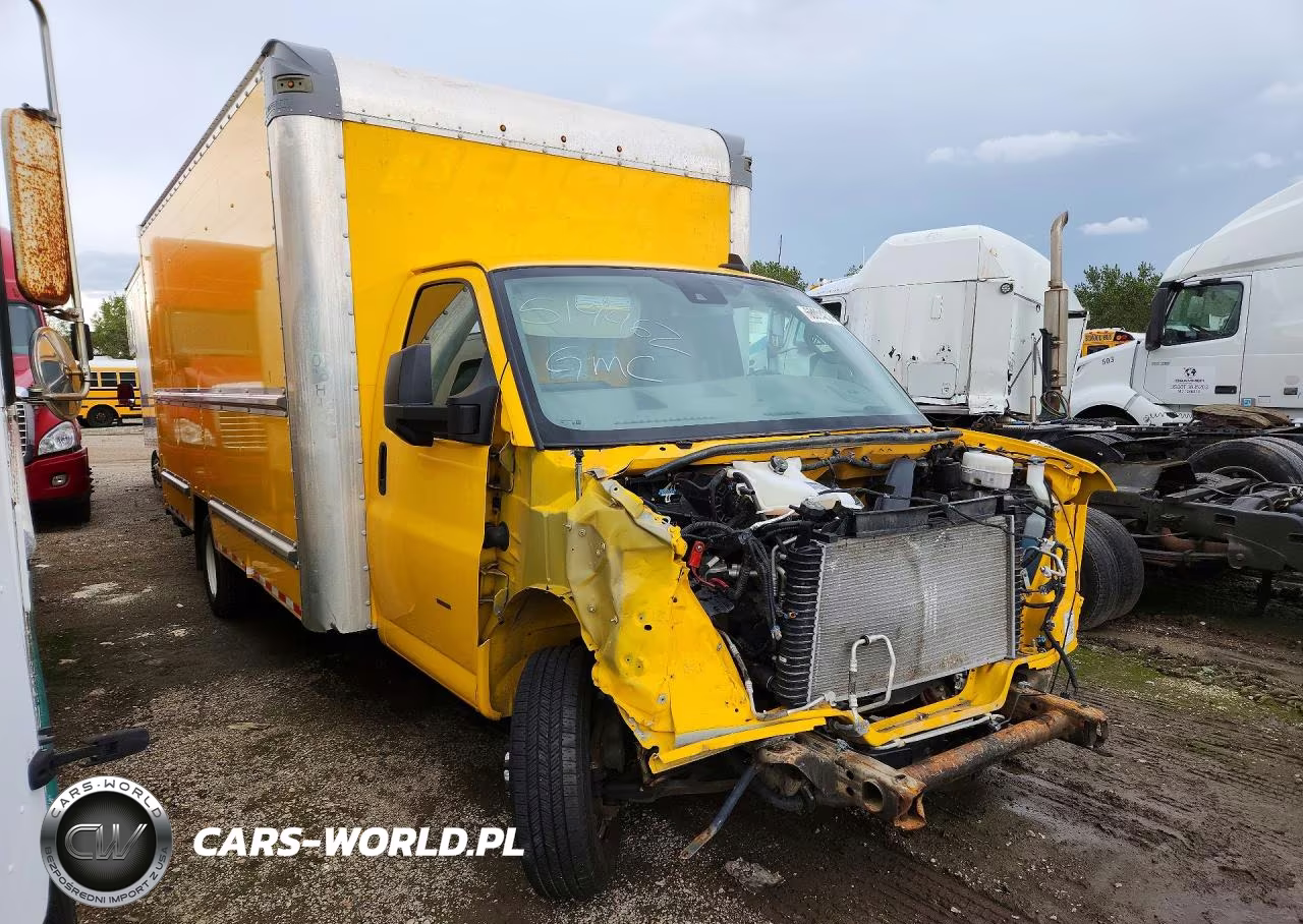 2022 GMC Savana Cut - Box Truck VIN:7GZ37TC71NN001481 - 4