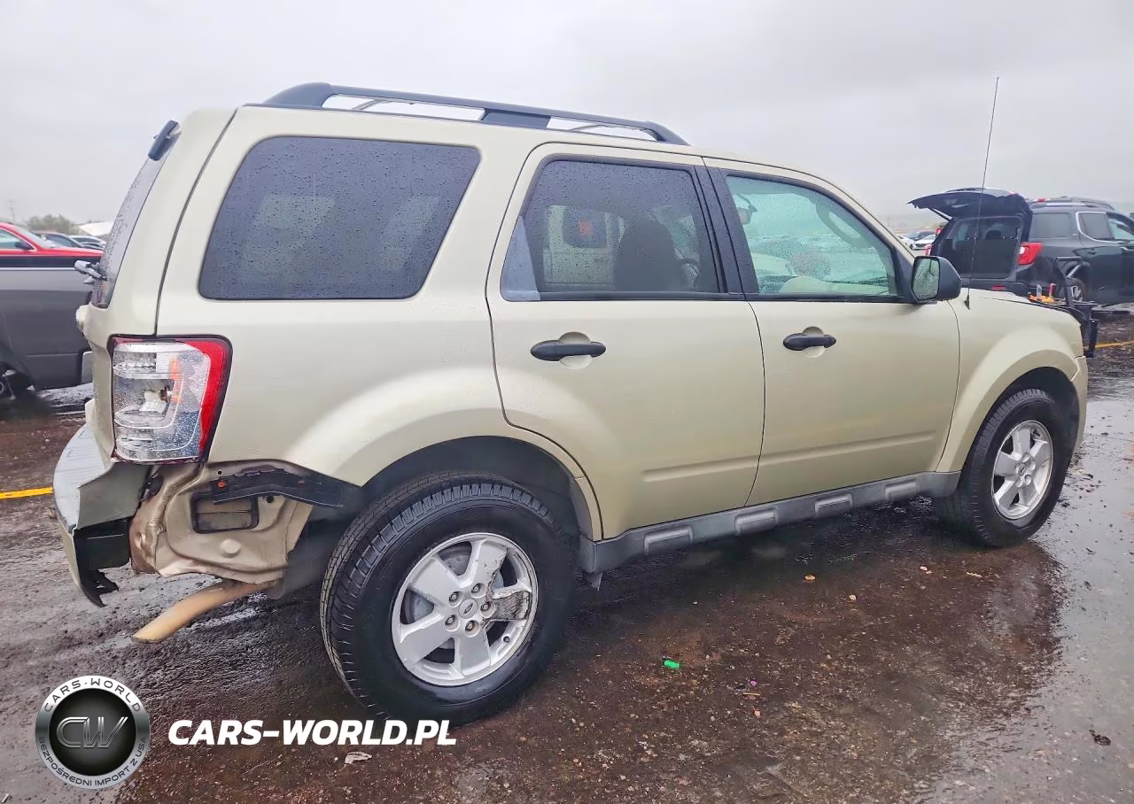 2012 Ford Escape Xlt VIN:1FMCU0D72CKA98297 - 3