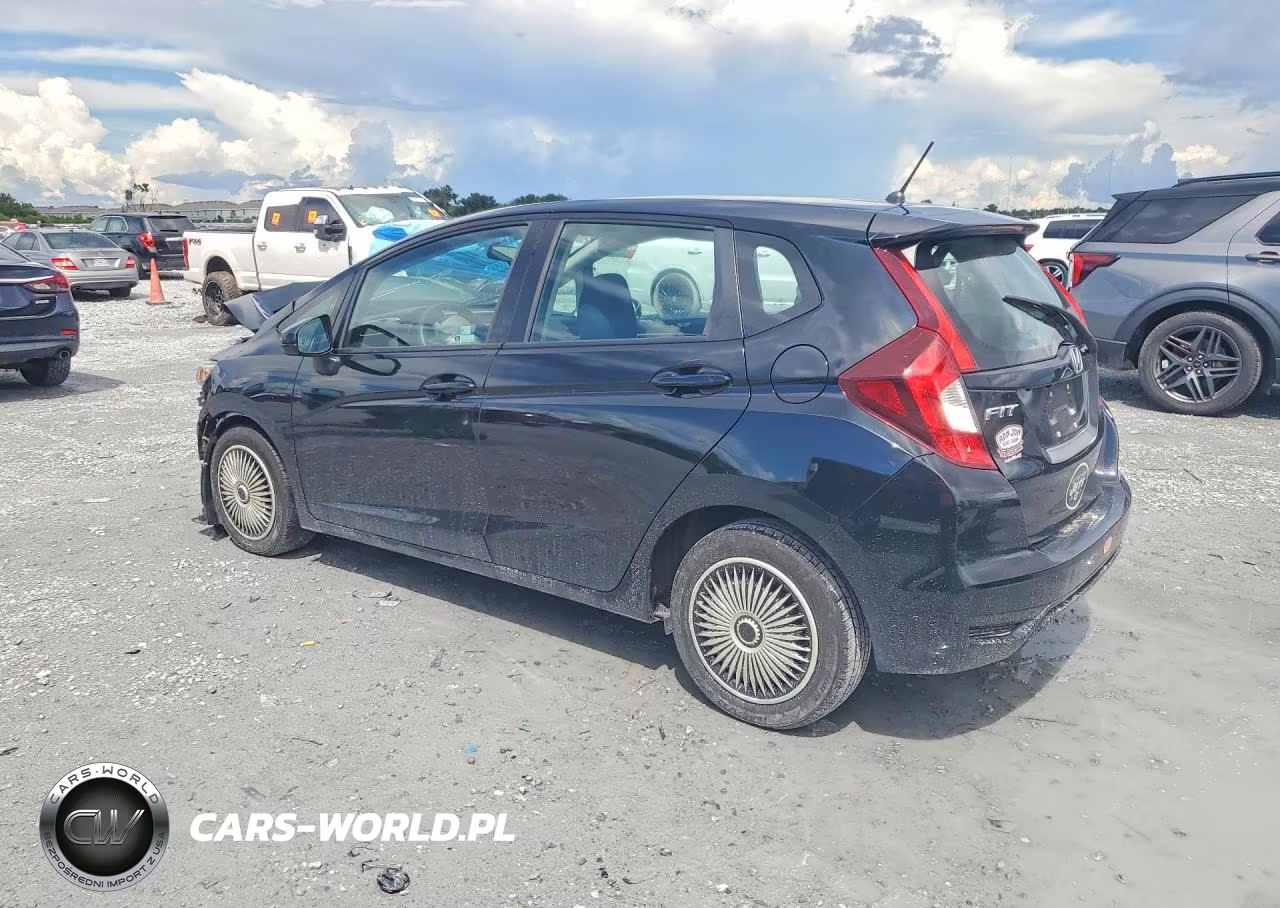 2019 Honda Fit Lx VIN:3HGGK5H47KM734357 - 2