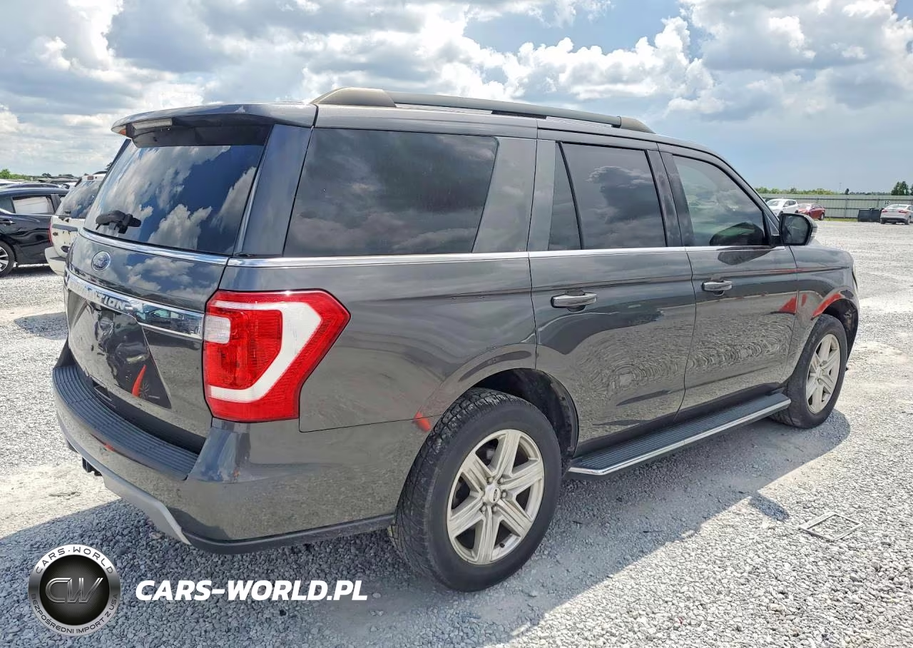 2018 Ford Expedition Xlt VIN:1FMJU1HT5JEA69327 - 3