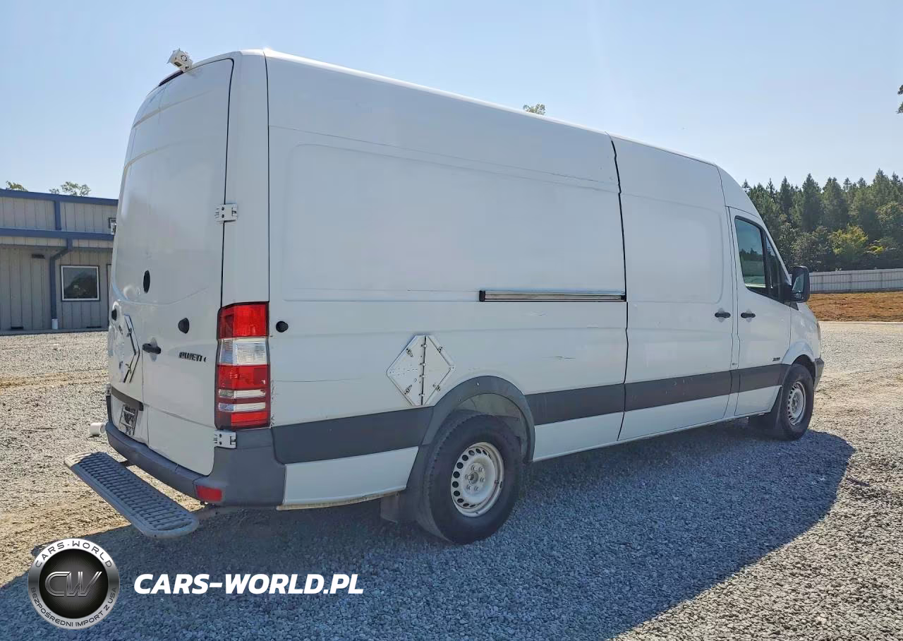 2012 Mercedes-Benz Sprinter 2500 Delivery Van VIN:WD3PE8CB1C5612611 - 3