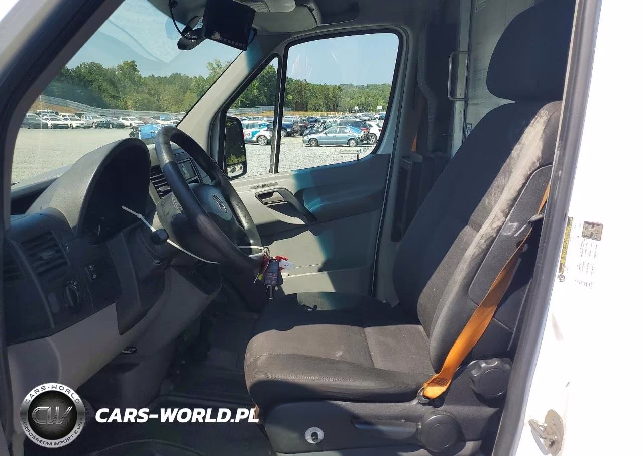 2012 Mercedes-Benz Sprinter 2500 Delivery Van VIN:WD3PE8CB1C5612611 - 7
