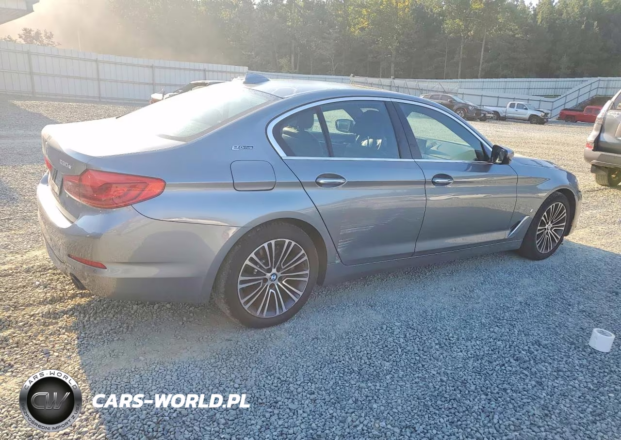 2018 BMW 530E VIN:WBAJA9C51JB252209 - 3