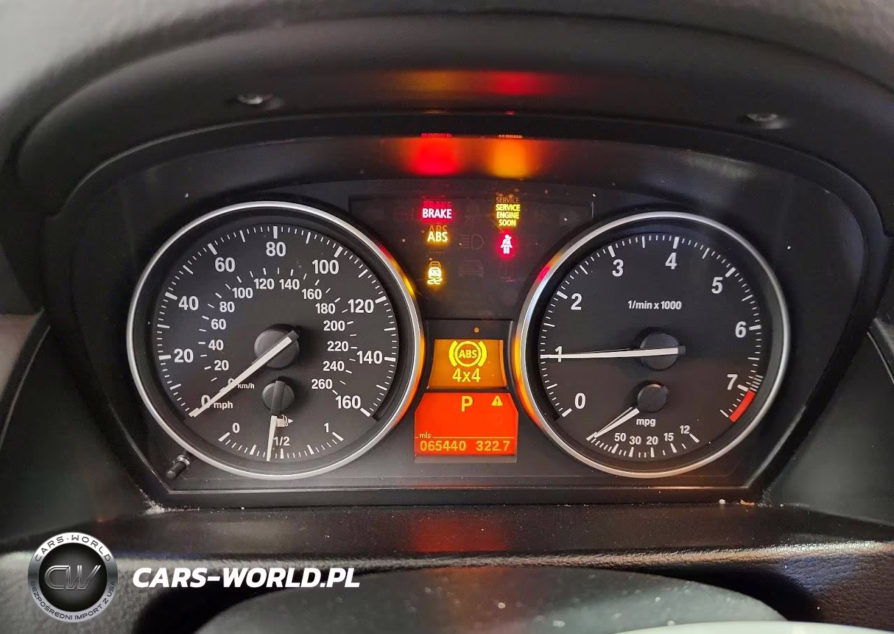 2013 BMW X1 xDrive28I VIN:WBAVL1C51DVR87756 - 9