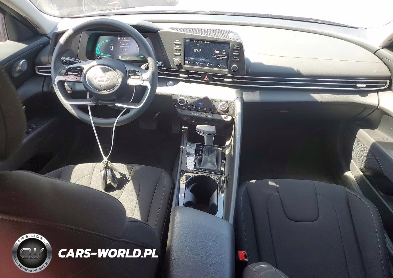 2025 Hyundai Elantra Hybrid Blue VIN:KMHLM4DJ1SU149441 - 8