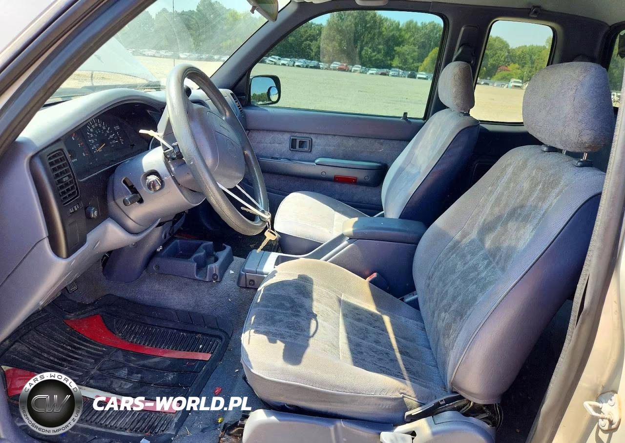 2000 Toyota Tacoma Base VIN:4TAVL52NXYZ669348 - 7