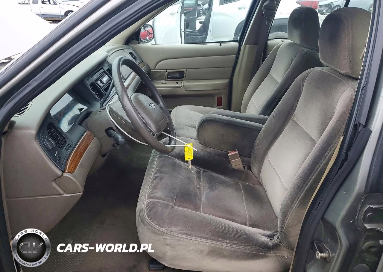 2004 Ford Crown Victoria VIN:2FAFP73WX4X115720 - 7