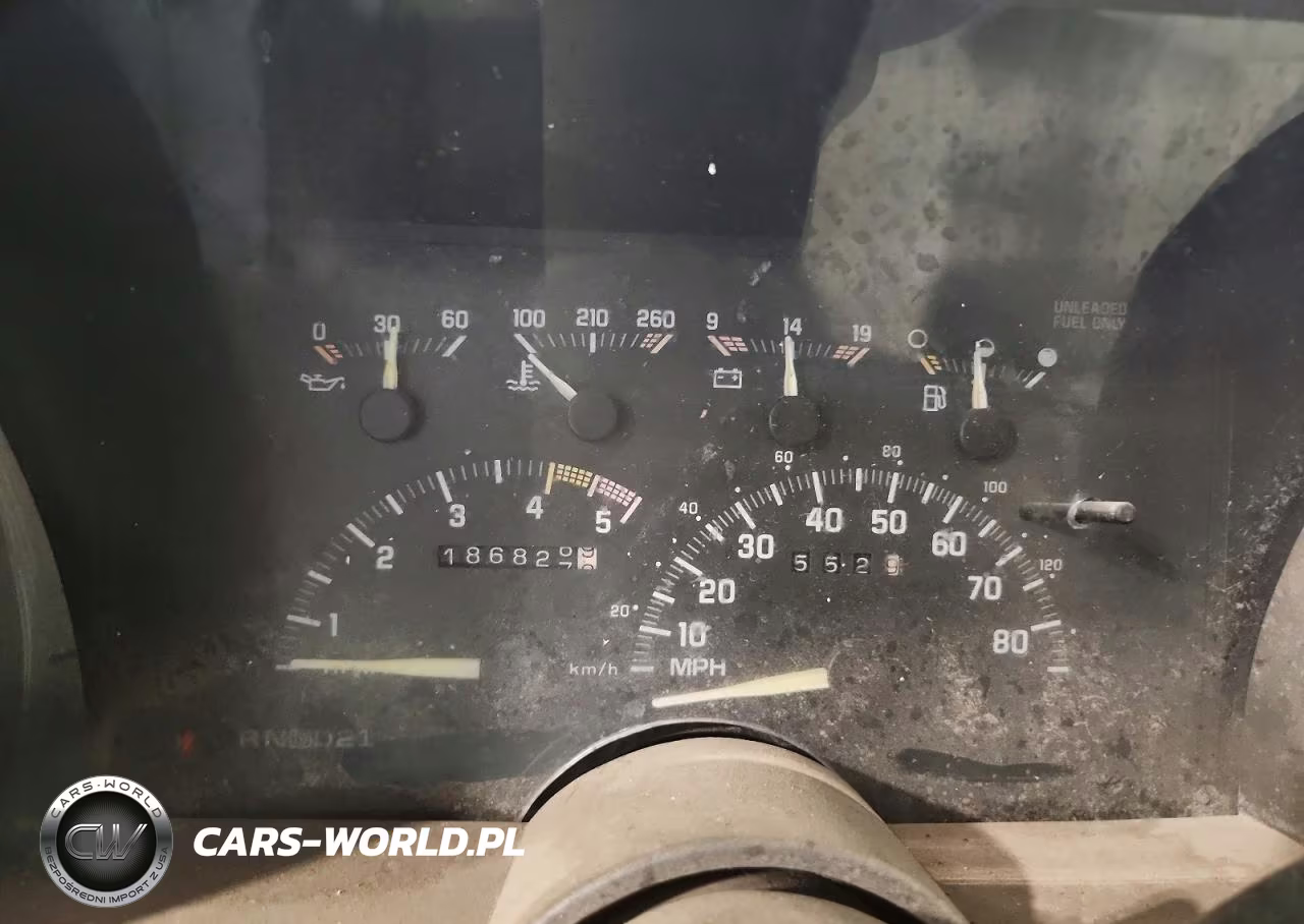 1993 Chevrolet Suburban K1500 VIN:1GNFK16K8PJ325154 - 9