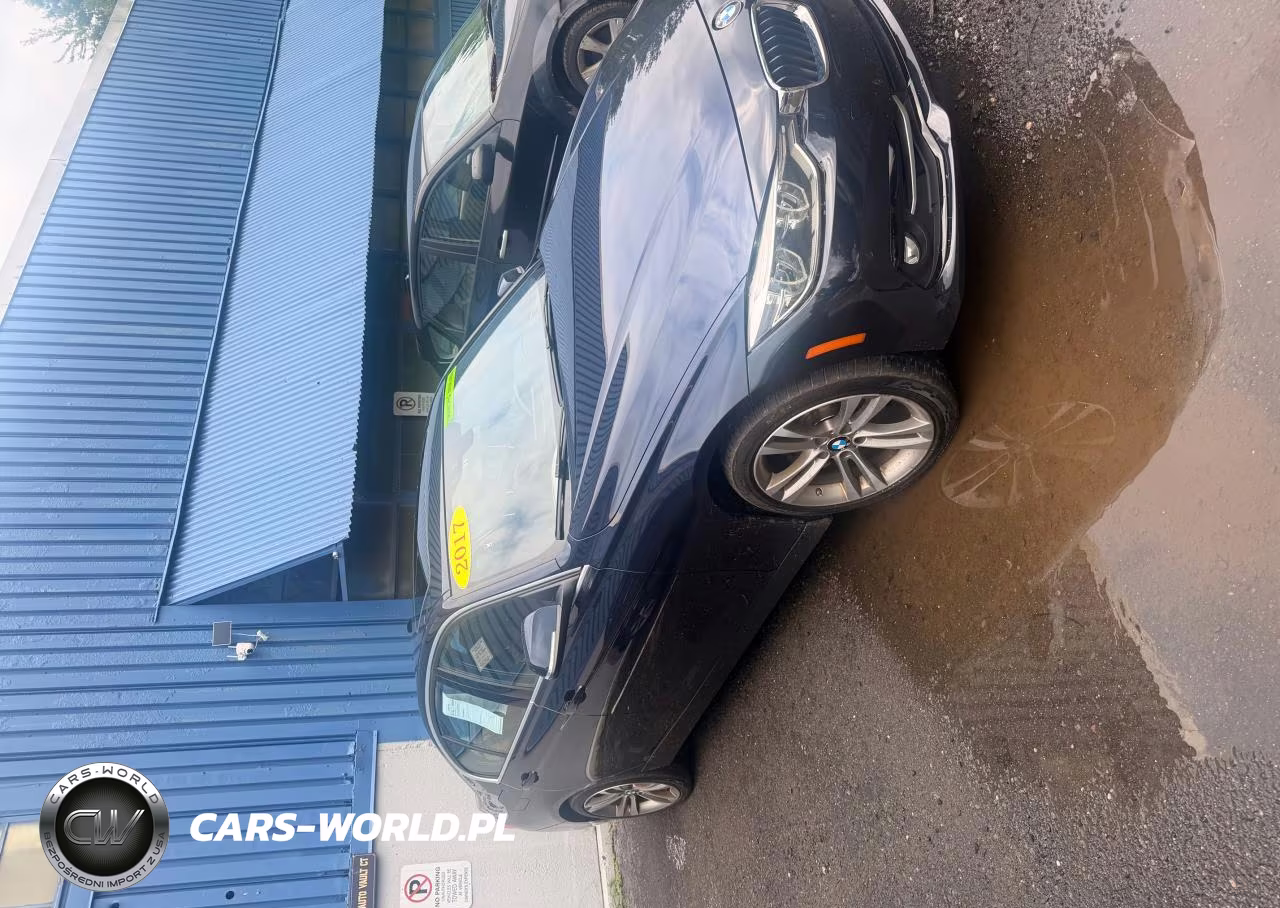 2017 BMW 330 Xi – zdjęcie 1 z 14