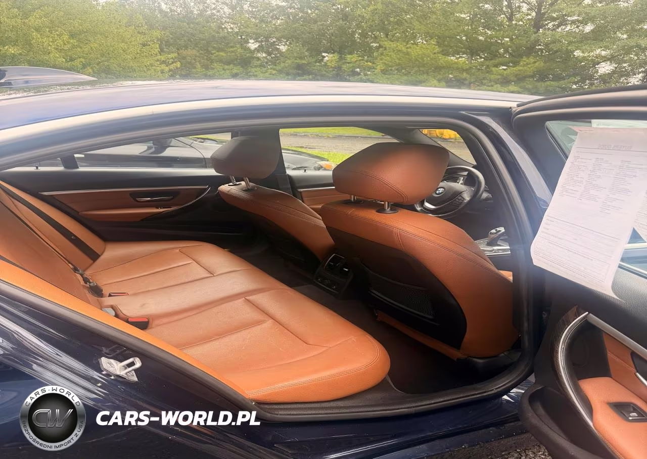 2017 BMW 330 Xi VIN:WBA8D9G54HNT91615 - 11