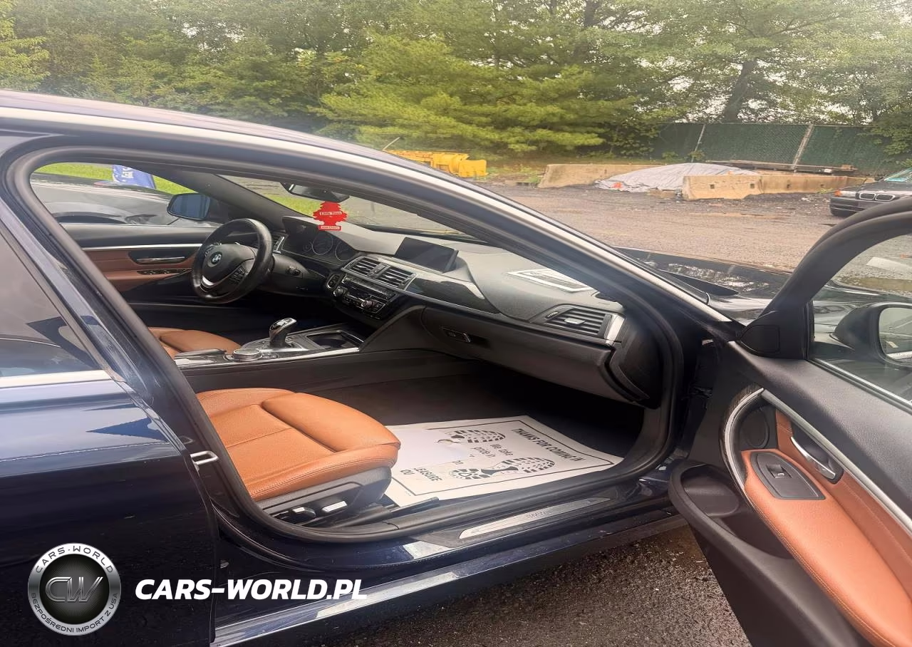 2017 BMW 330 Xi VIN:WBA8D9G54HNT91615 - 14
