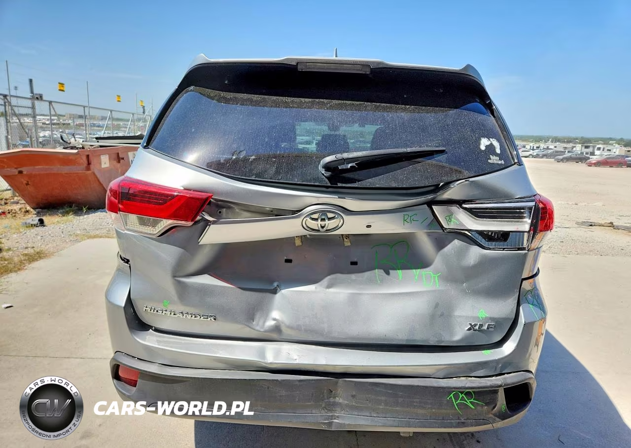 2018 Toyota Highlander Xle VIN:5TDKZRFH2JS271446 - 6