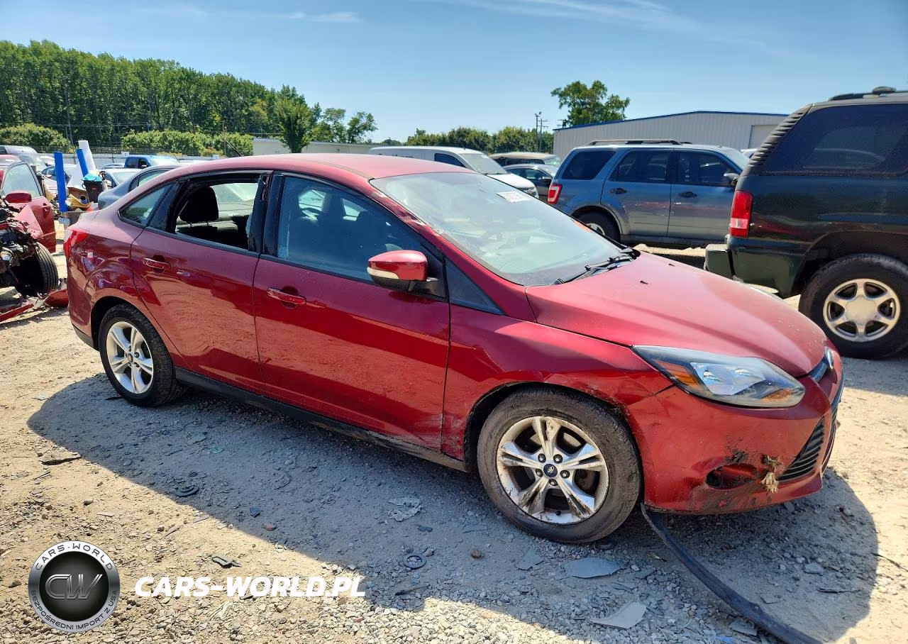 2013 Ford Focus Se VIN:1FADP3F27DL360948 - 4
