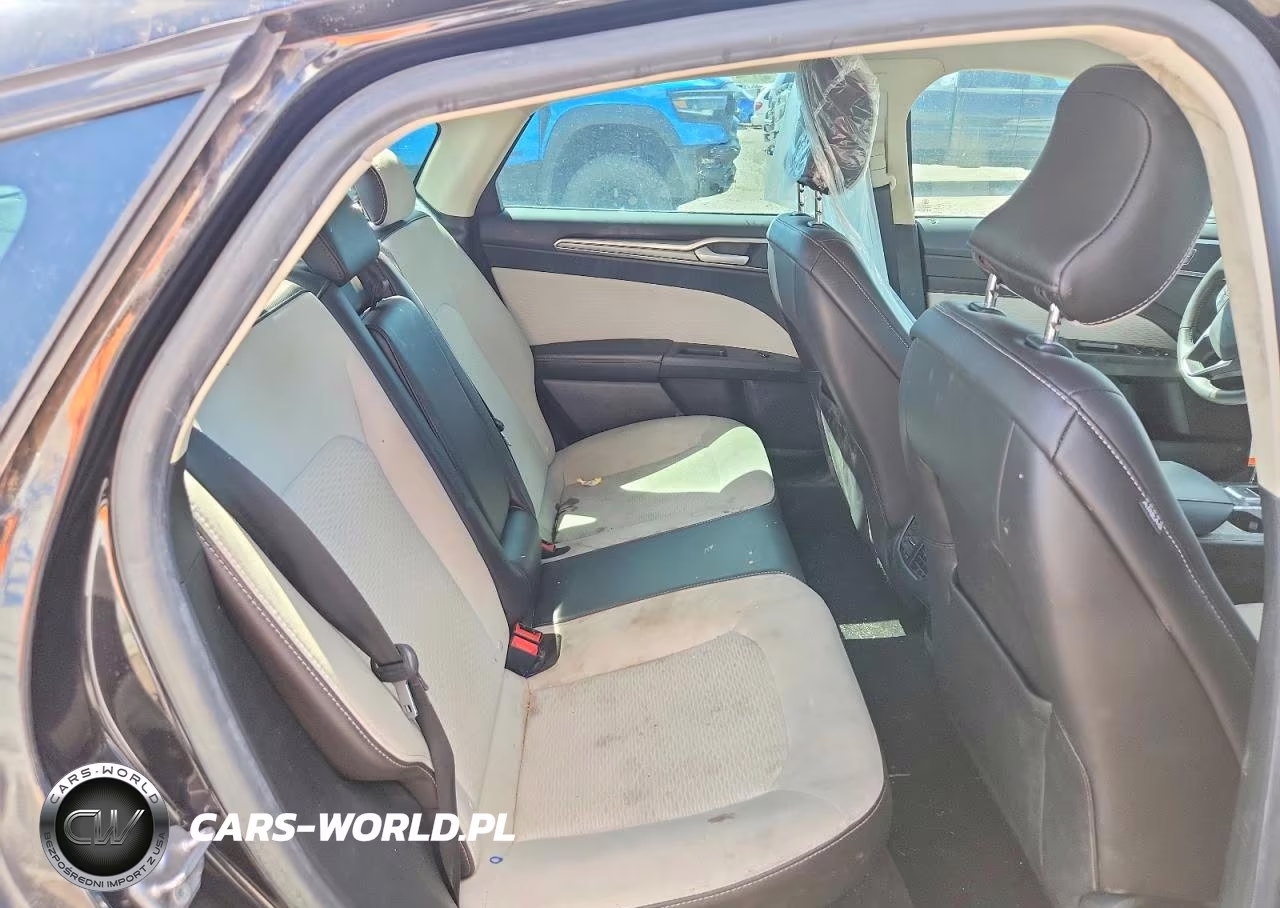 2019 Ford Fusion Se VIN:3FA6P0HD3KR201297 - 10