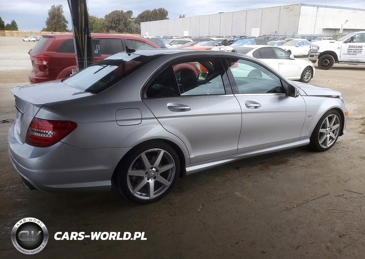 2012 Mercedes-Benz C 350 VIN:WDDGF5HB7CR202534 - 3