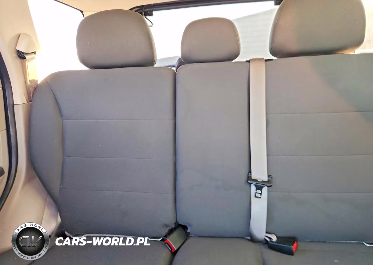 2011 Ford Escape Xls VIN:1FMCU9C75BKA94135 - 10